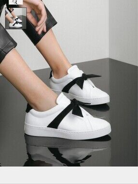 Alexandre Birman Leather Black and White Sneakers